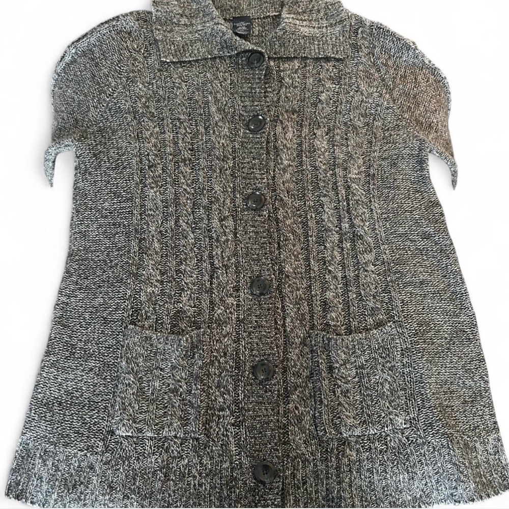 Faded Glory Black and White Knit Sweater